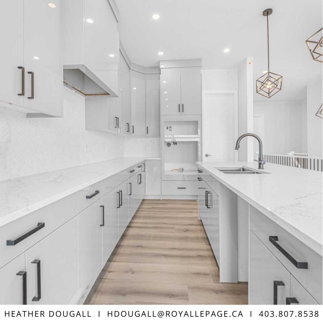 303 Muirfield Crescent, Lyalta AB